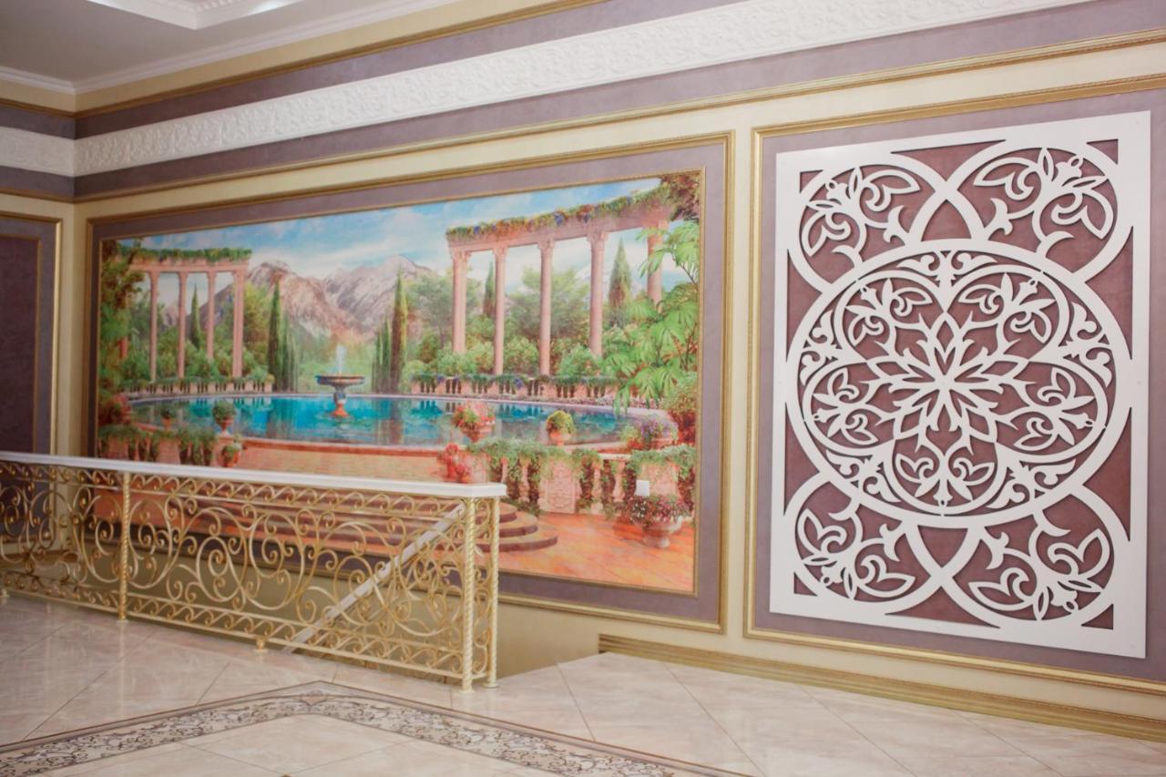 "Palazzo" Hotel Kostanay Exterior photo